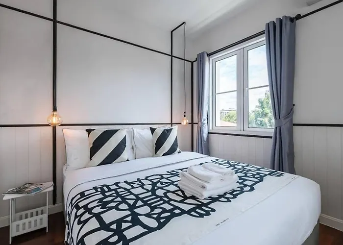 Miq Asoke202 Pool - Asoke Bts 16 Pax * Bangkok